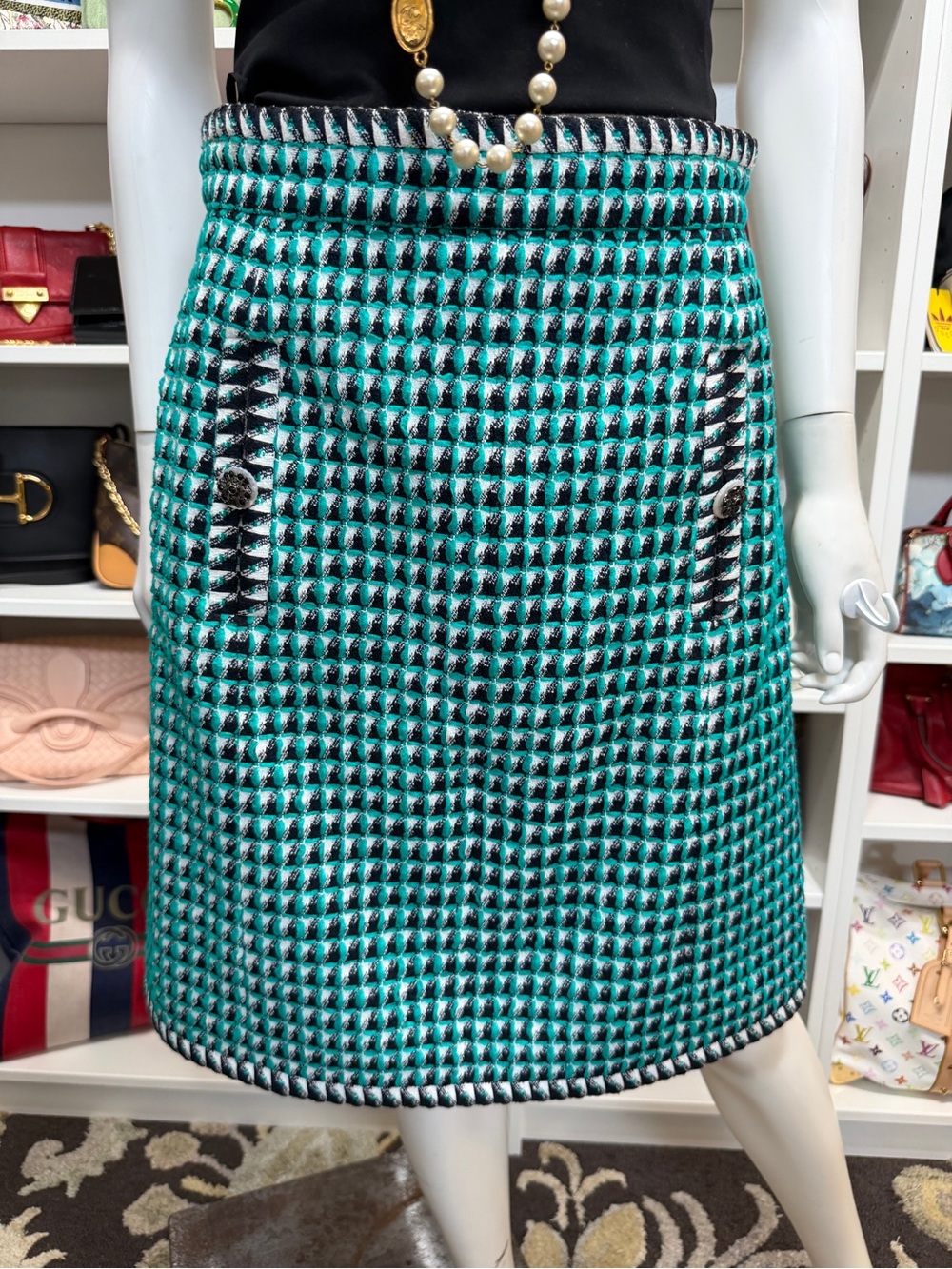 CHANEL Green Wool 16C SEOUL TWEED Skirt 40 NWT